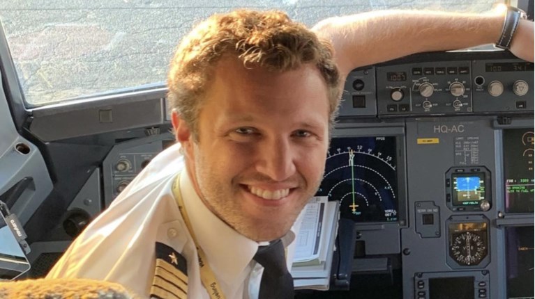 Βουλιαγμένη: Η σπαρακτική ανάρτηση της μητέρας του νεκρού δύτη στο Πηγάδι του Διαβόλου - "Αγόρι μου"