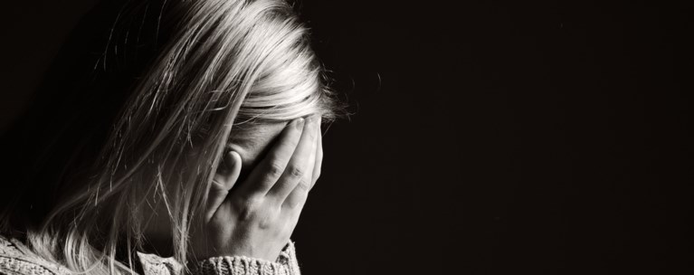 Εφιάλτης για 31χρονη στον Ωρωπό: Ο άντρας της τη χτυπούσε, τη βίαζε και έστελνε τα βίντεο σε άλλους - "Δείτε πώς κλαίει"