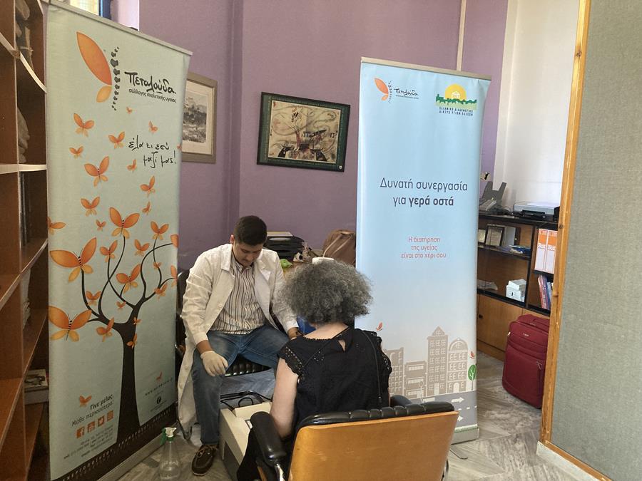 Με μεγάλη επιτυχία ολοκληρώθηκαν οι δωρεάν προληπτικοί έλεγχοι για την οστεοπόρωση στον Δήμο Διονύσου