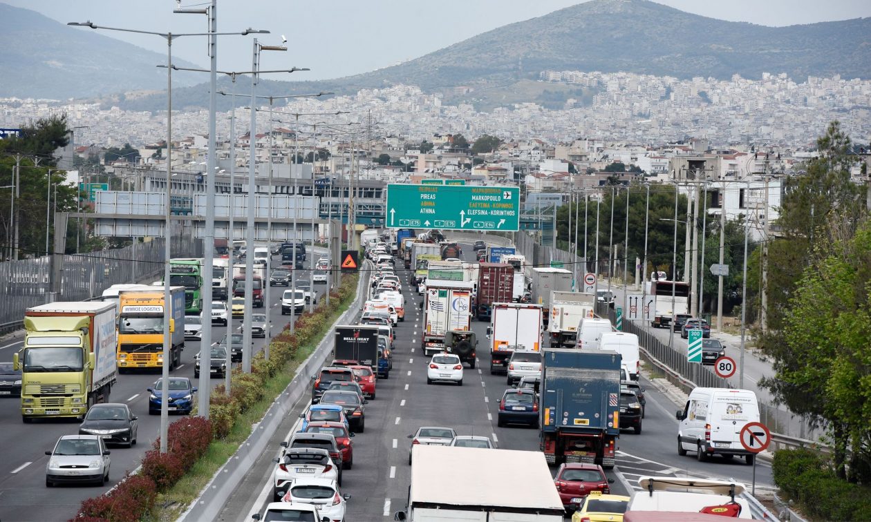 «Κόλαση» ο Κηφισός - Δραματική η κατάσταση στους δρόμους της Αττικής