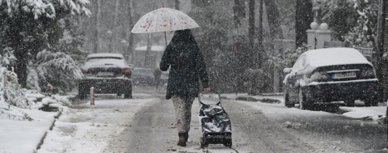 Νέα ψυχρή εισβολή από σήμερα σε όλη τη χώρα - Τσουχτερό κρύο, βροχές και καταιγίδες, πού θα χιονίσει