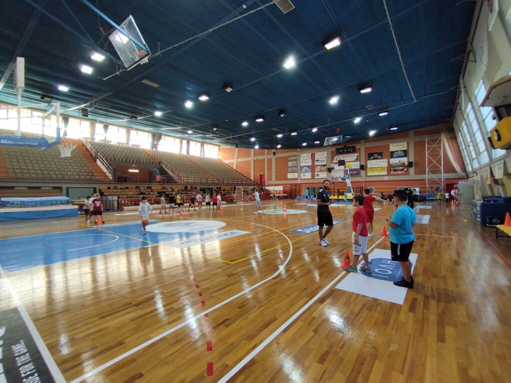 Με ποια αφορμή το 2ο Δημοτικό Σχολείο Λαυρίου επισκέφθηκε χθες, Τρίτη 01/10 το Κλειστό Γυμναστήριο του Λαυρίου