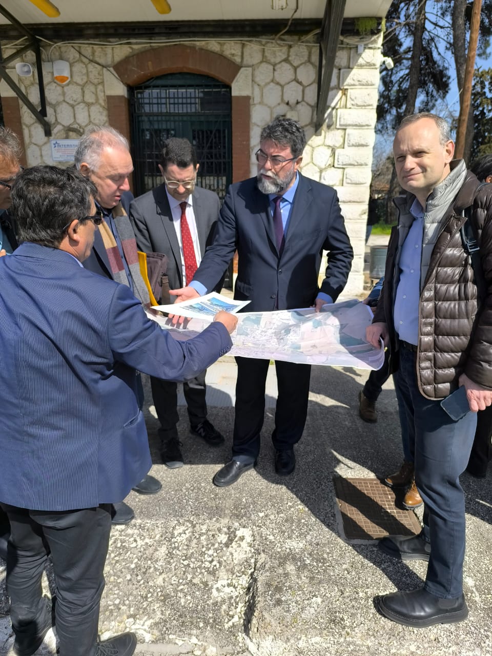 Επίσκεψη του Υφυπουργού Μεταφορών, Βασίλη Οικονόμου στον Άγιο Στέφανο, το Κρυονέρι και την Αλίαρτο. Σε πλήρη εξέλιξη οι εργασίες αναβάθμισης του Σιδηροδρομικού Δικτύου «ΣΚΑ-Οινόη-Αλίαρτος»