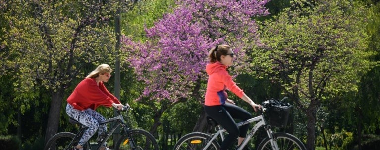 Καιρός: Καλοκαιρινές θερμοκρασίες αυτές τις μέρες και μετά... επιστροφή στον χειμώνα - Η πρόγνωση Αρναούτογλου