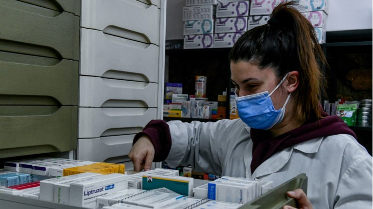 Αντιδράσεις των φαρμακοποιών της Αθήνας για την άρση απαγόρευσης εξαγωγών σε 160 φάρμακα