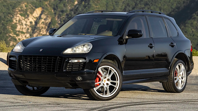 Με Porsche Cayenne η Ελληνική Αστυνομία (video)