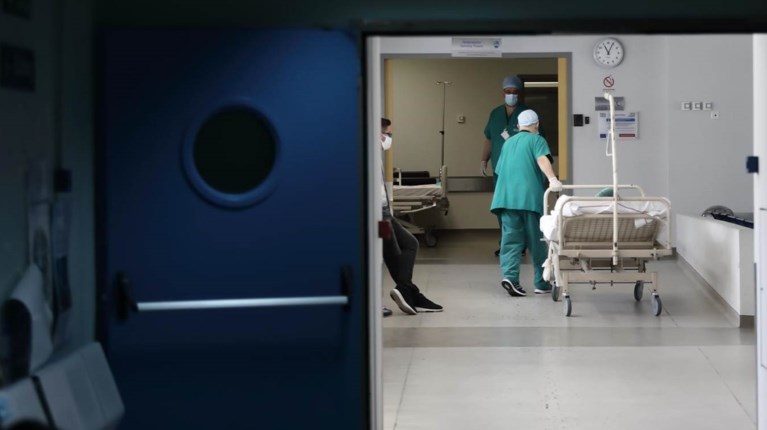 Χαροπαλεύει η 17χρονη από την Αττική που υπέστη αλλεργικό σοκ σε σχολική εκδρομή στην Κρήτη - Διεκομίσθη με ανακοπή