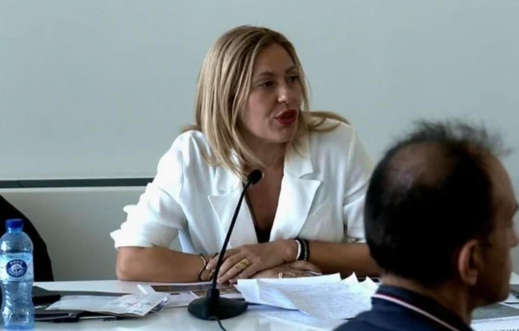 Έστειλαν ανθοδέσμη με απειλές σε αντιπεριφερειάρχη Αττικής: «Θα είσαι το επόμενο θύμα της πλατείας»
