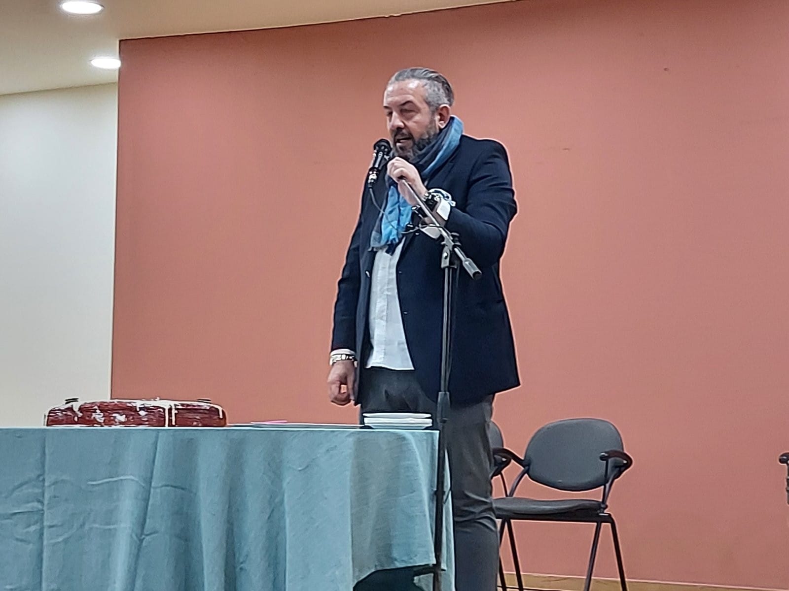 Την πατροπαράδοτη πίτα της έκοψε η Δημοτική Κοινωφελής Επιχείρηση Αχαρνών 