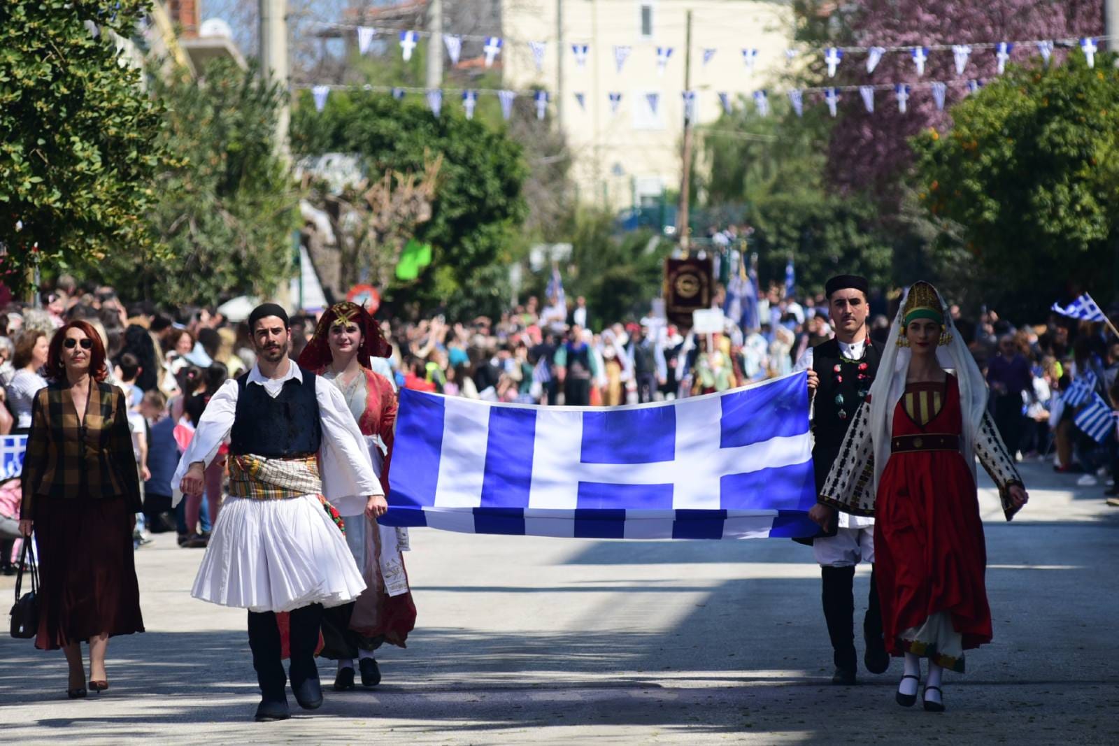 Με υπερηφάνεια, ευλάβεια και λαμπρότητα, γιόρτασε την Εθνική επέτειο και τον Ευαγγελισμό της Θεοτόκου ο Δήμος Παλλήνης