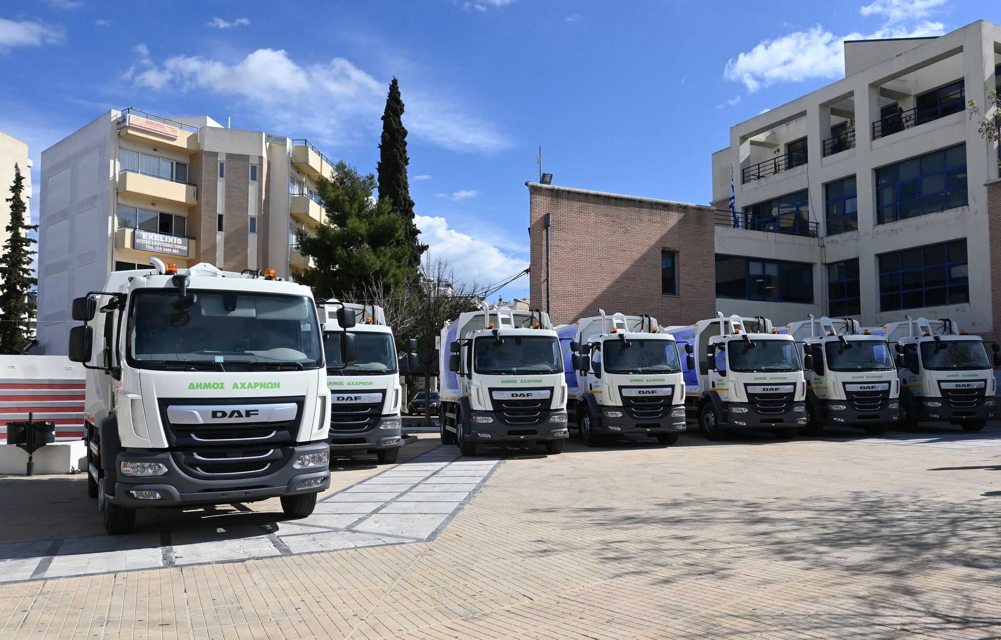 7 νέα απορριμματοφόρα στο Δήμο Αχαρνών