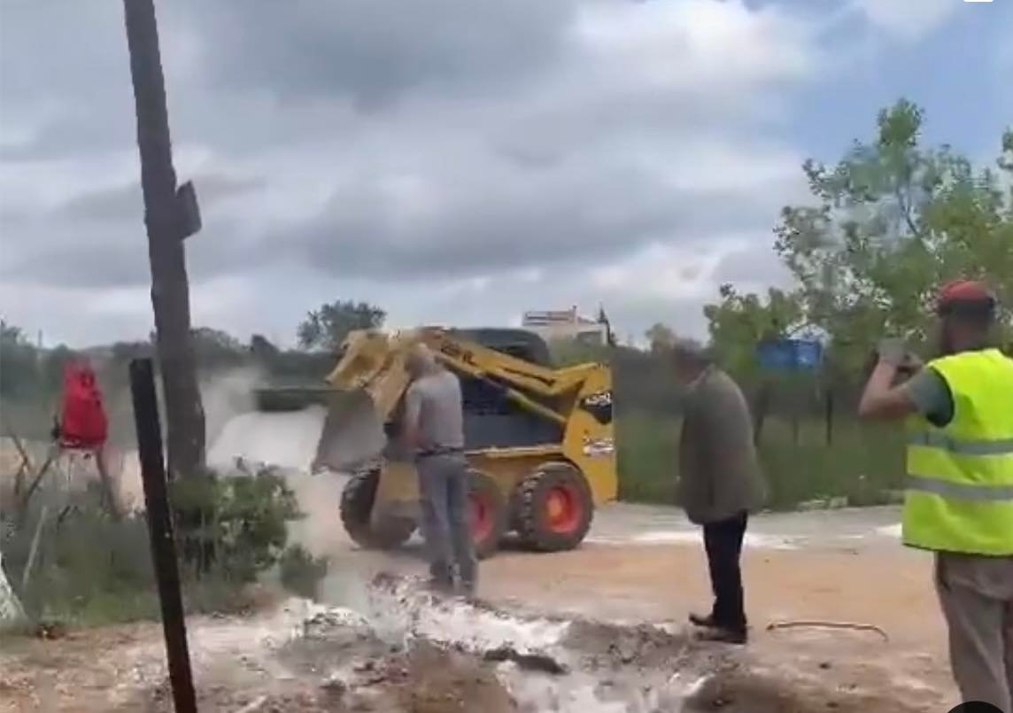 Ξεκίνησε η αντικατάσταση του αγωγού ύδρευσης στην Οδό Ανοίξεως στο Κρυονέρι
