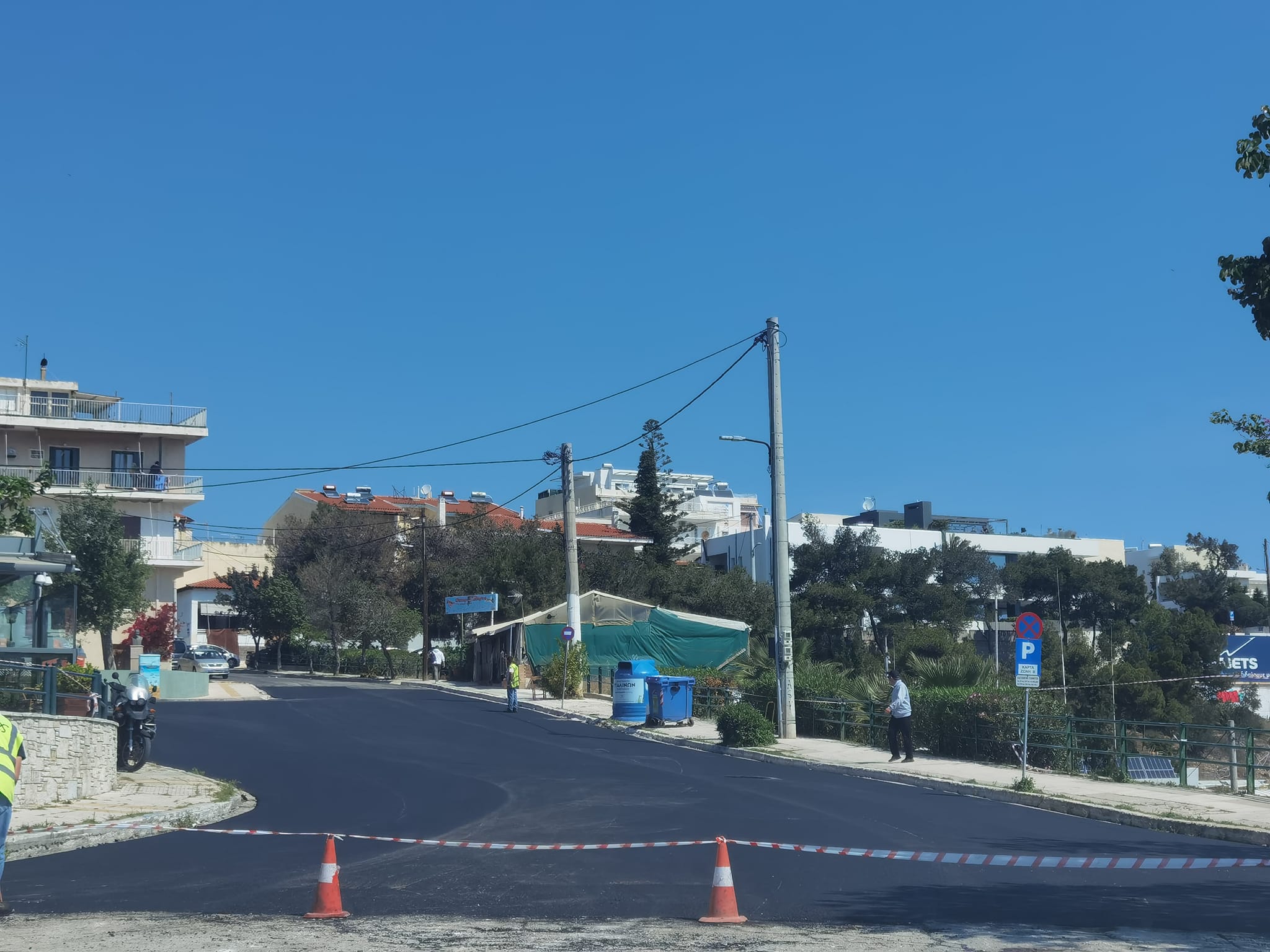 Το έργο ασφαλτοστρώσεων στον αστικό ιστό της Ραφήνας συνεχίζεται