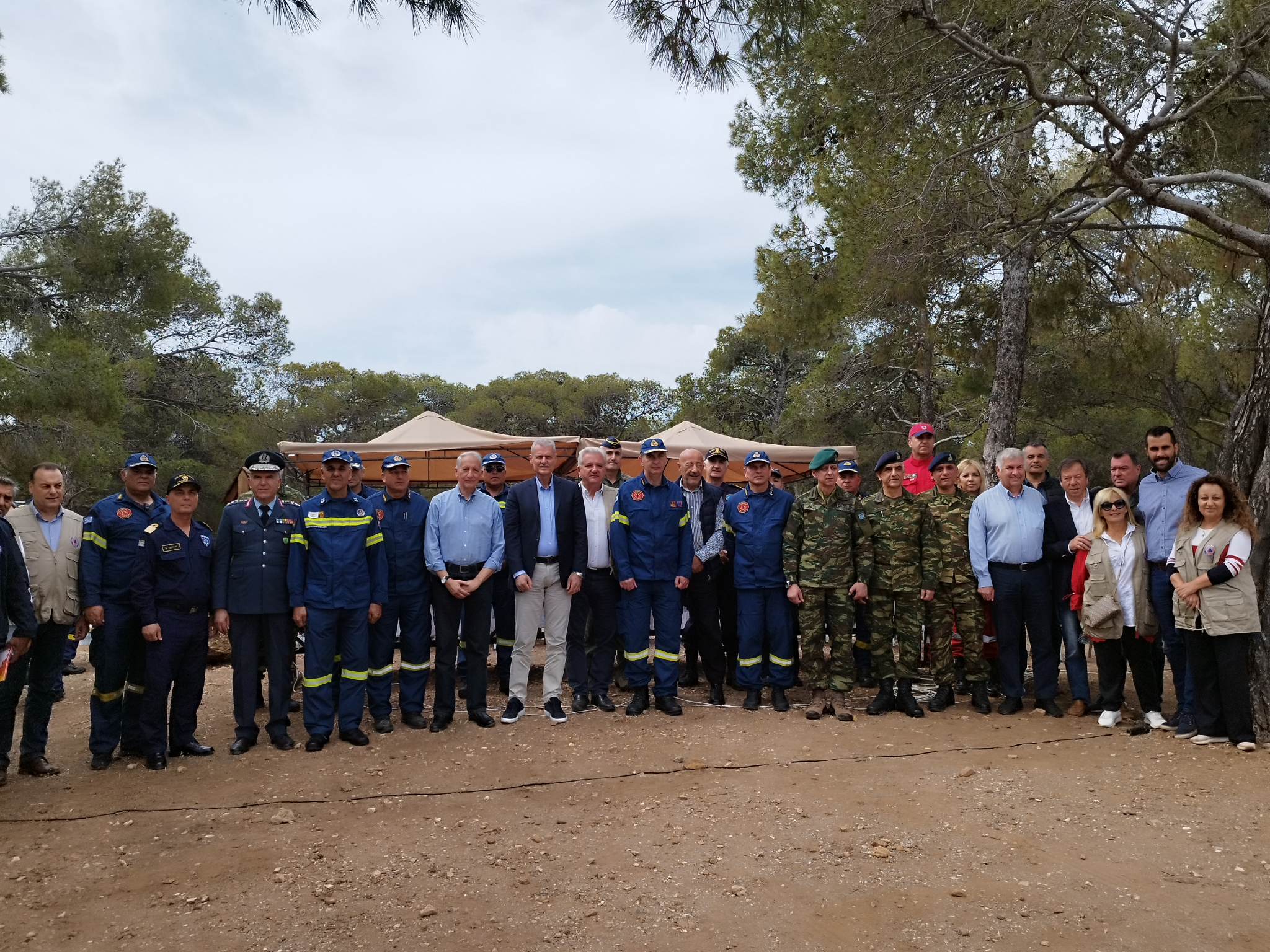 Με μεγάλη επιτυχία πραγματοποιήθηκε τη Δευτέρα 15/5, άσκηση για την αντιμετώπιση δασικής πυρκαγιάς μεγάλης έκτασης στο Δήμο Λαυρεωτικής