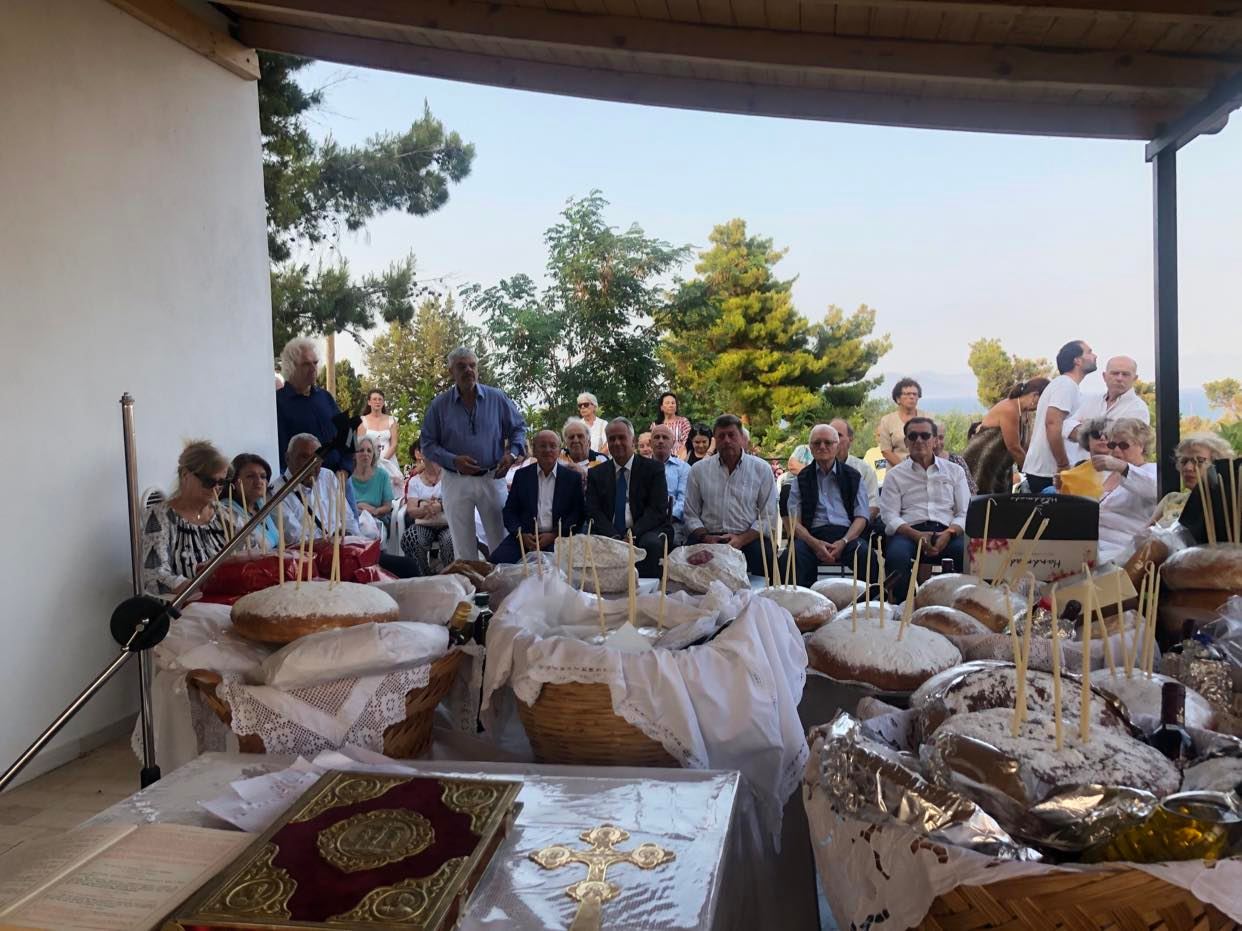 Πραγματοποιήθηκε την Πέμπτη 29/6 ο εορτασμός του Ιερού Ναού Αγίων Αποστόλων στον οικισμό Προβάλινθο στο Δήμο Μαραθώνος