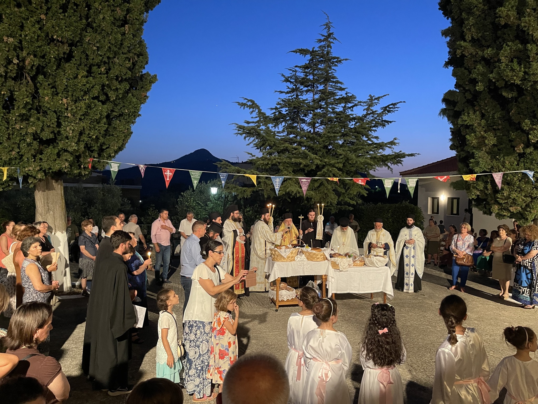 Tο Πολυδένδρι γιόρτασε τη μνήμη της Αγίας Βαρβάρας για το θαύμα της στο Λοιμό του 1917