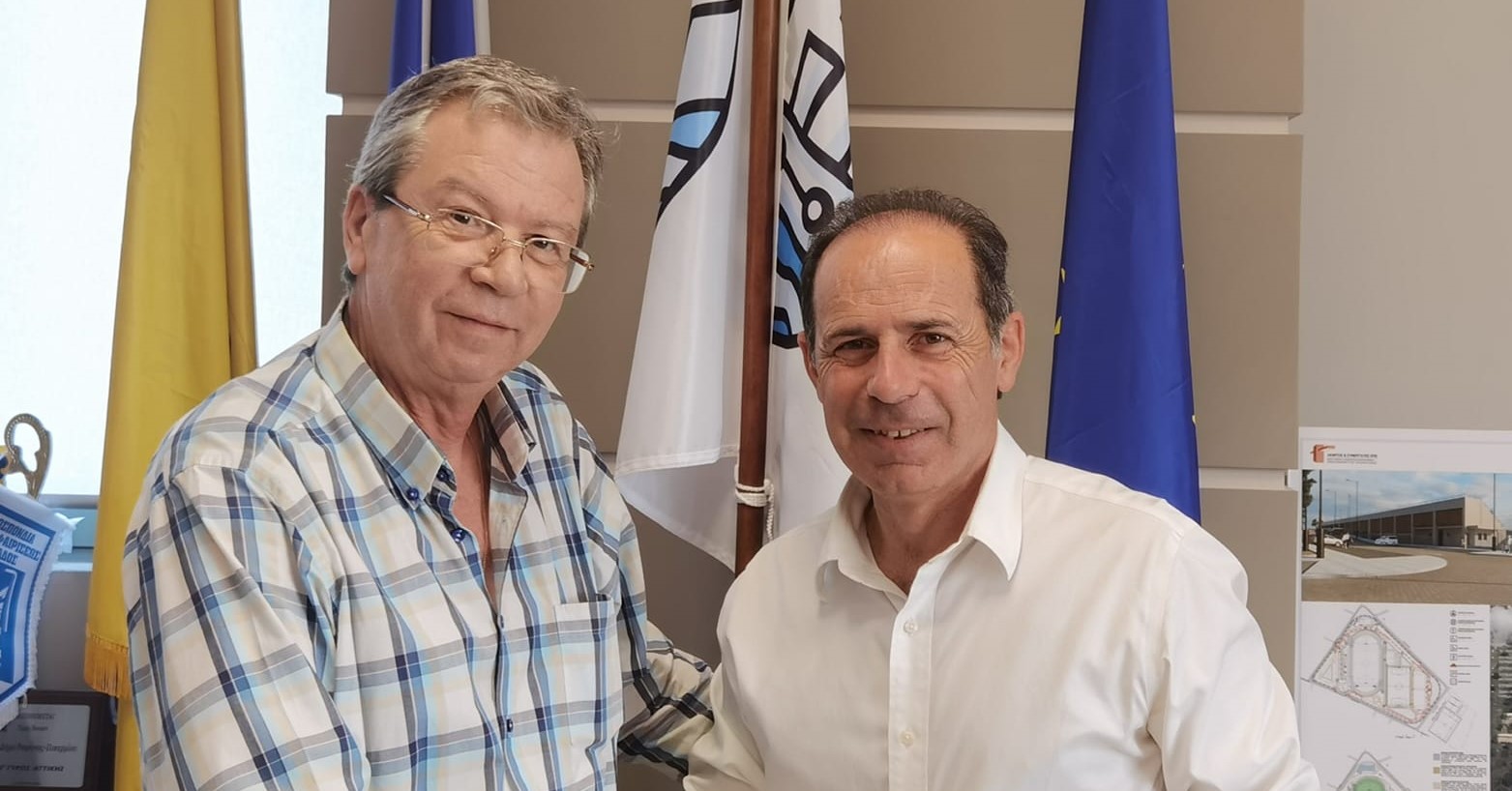 O Γιώργος Λεκός στην ομάδα της ''Σύγχρονης Πολιτείας- Συνεργασία Ενεργών Πολιτών'', του Ευάγγελου Μπουρνούς