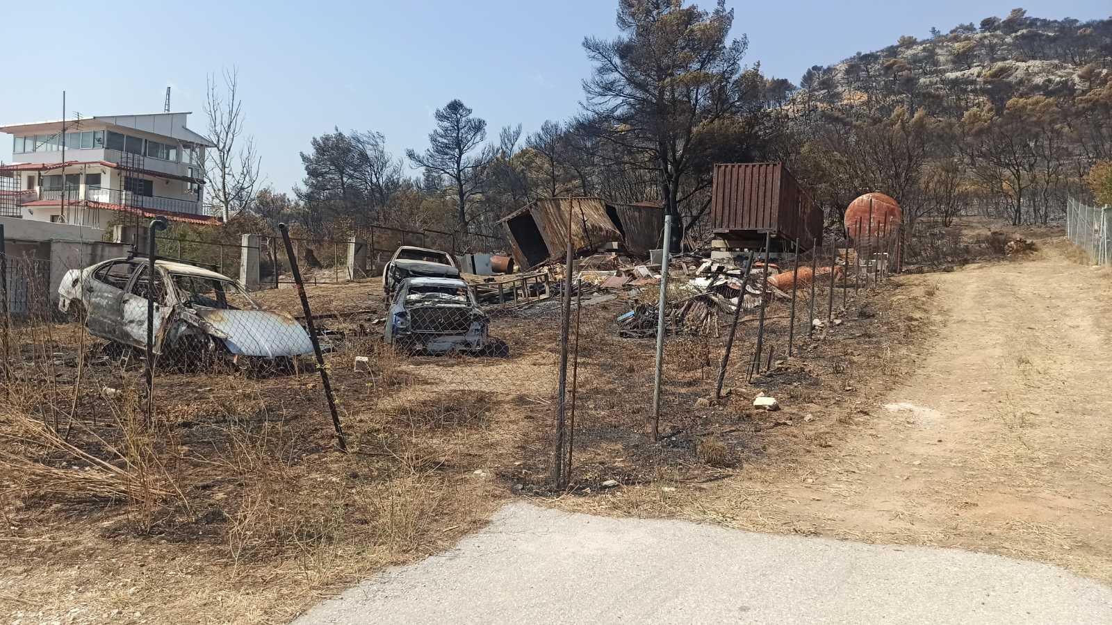 Ενημέρωση για την απόσυρση των καμένων αυτοκινήτων στο Δήμο Αχαρνών