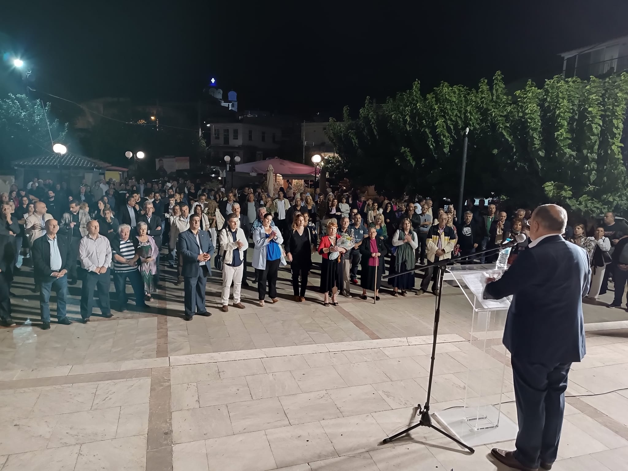 Με εντυπωσιακή συμμετοχή κόσμου ξεκίνησαν οι προεκλογικές ομιλίες του Στέργιου Τσίρκα, από τον Βαρνάβα και το Γραμματικό