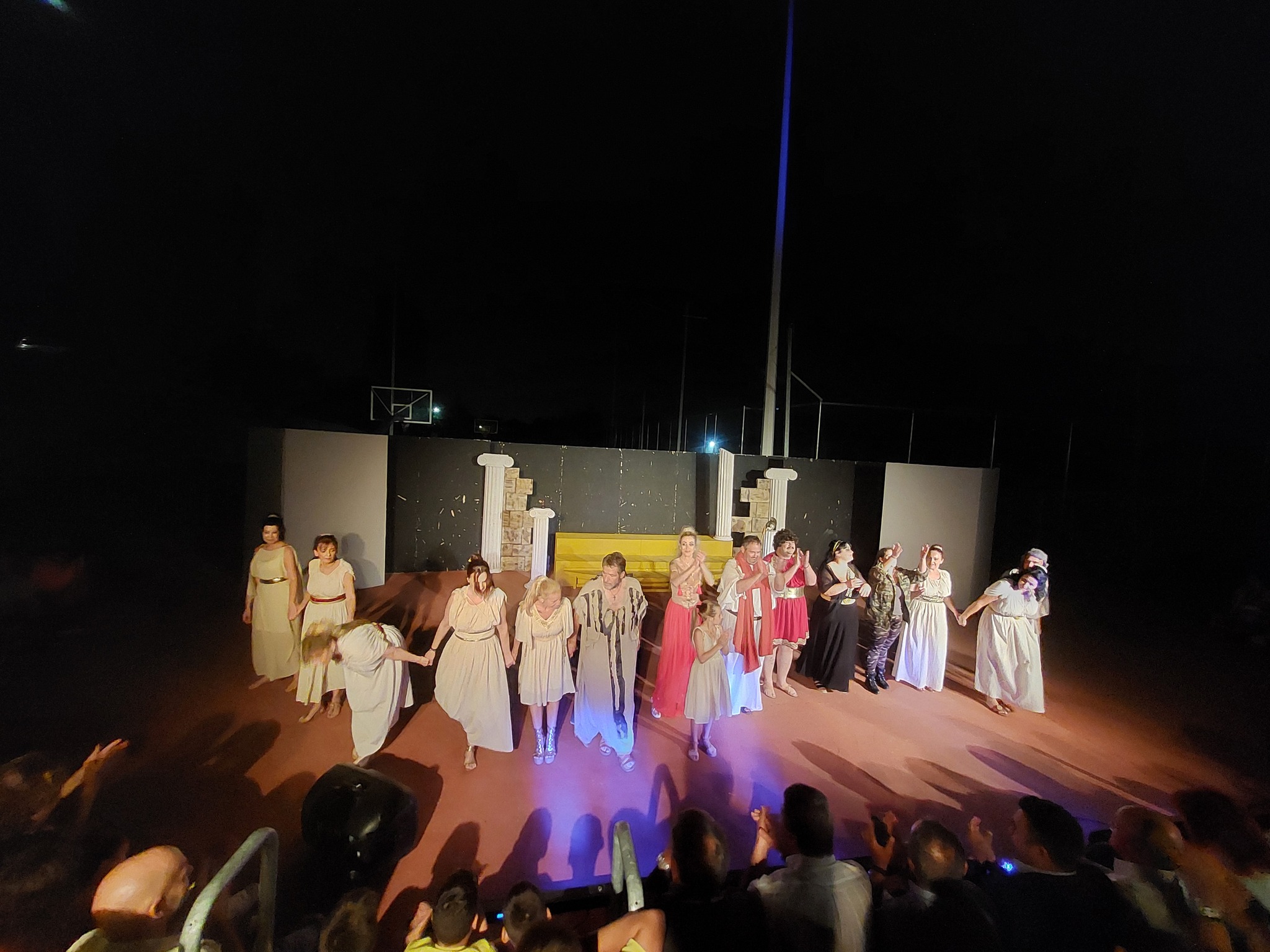 Ξεκινούν τα μαθήματα των Θεατρικών Σκηνών του Δημοτικού Θεάτρου Μαραθώνα 