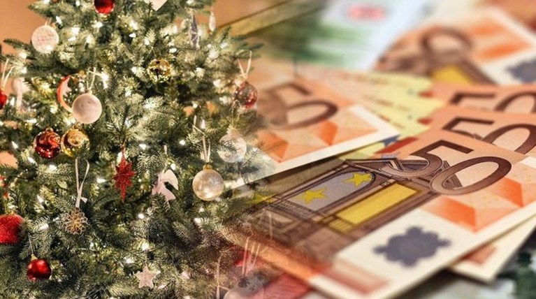 ΟΠΕΚΑ: Νωρίτερα φέτος τα Χριστούγεννα η καταβολή επιδομάτων