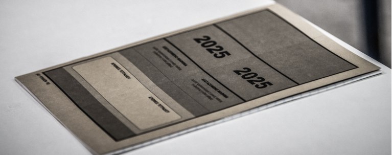 Πανελλήνιες 2025: Τα θέματα και οι πρώτες απαντήσεις σε Ιστορία, Φυσική και Οικονομία