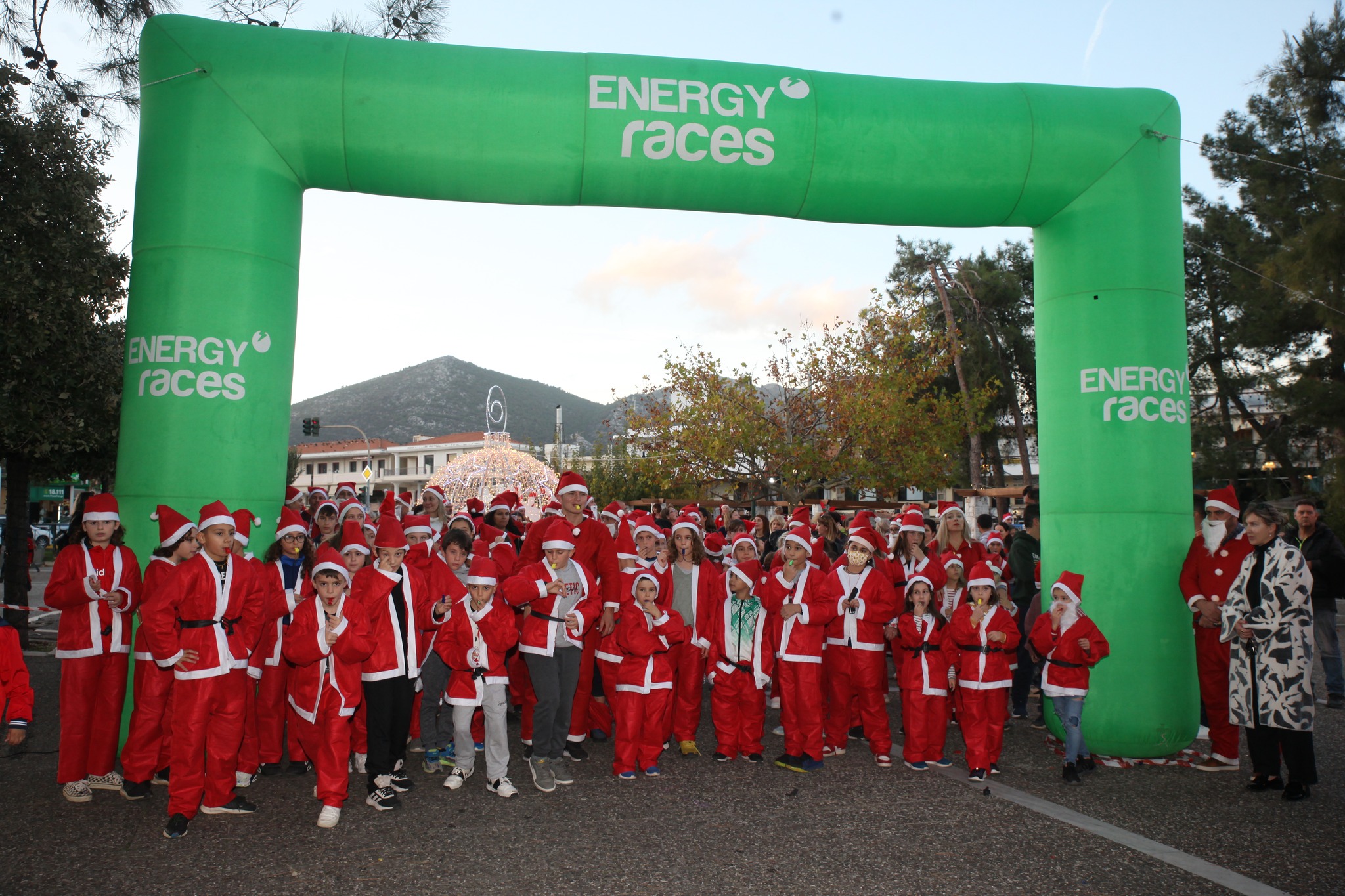 Έρχεται το Santa Run και οι χριστουγεννιάτικες γιορτές σε Νέα Μάκρη, Μαραθώνα, Γραμματικό και Βαρνάβα