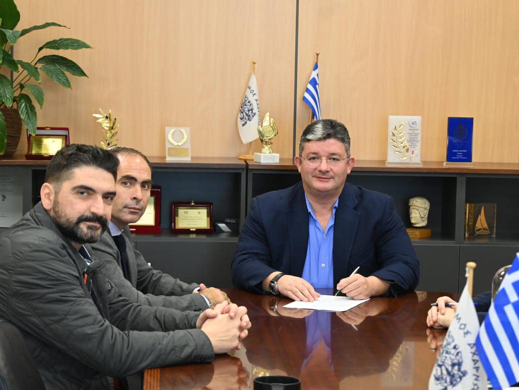 Οι Αχαρνές αποκτούν 55 ηλεκτρικά κοινόχρηστα ποδήλατα καθώς και ένα σύγχρονο δίκτυο σταθμών μίσθωσης και φόρτισής τους 