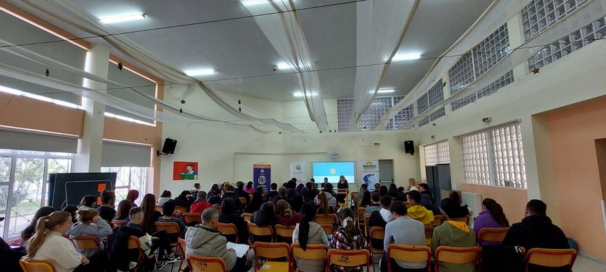Ενημερωτική ομιλία στο ΓΕΛ Ωρωπού: Οι ιογενείς λοιμώξεις και η σημασία του εμβολιασμού