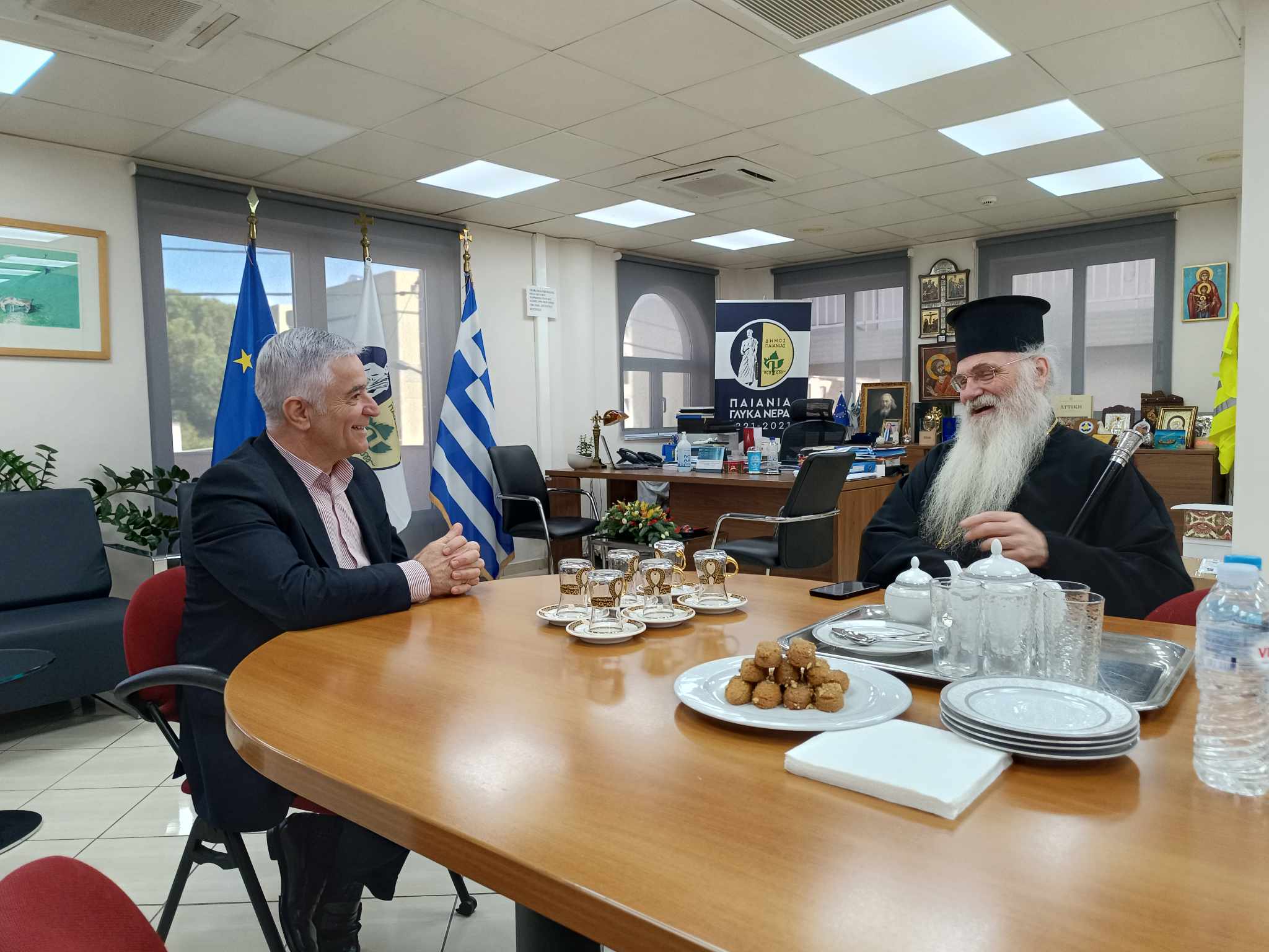 Επίσκεψη του Σεβασμιότατου Μητροπολίτη Νικόλαου στο Δημαρχείο Παιανίας 