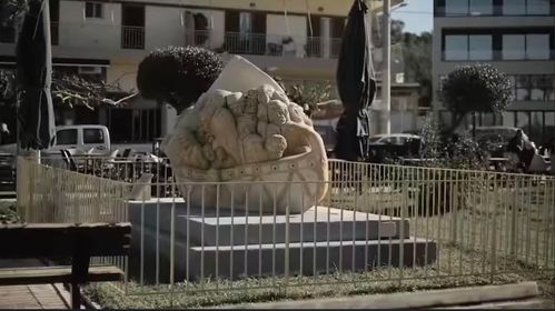 Συνεχίζουν να αλλάζουν όψη κεντρικά σημεία του Δήμου Σαρωνικού