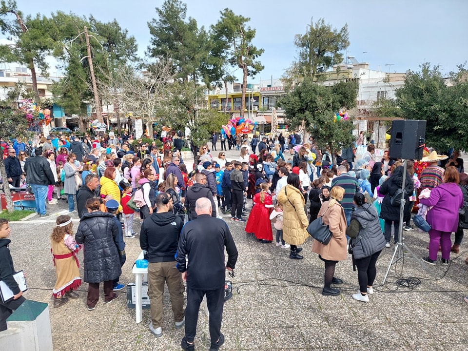 Η αποκριάτικη γιορτή της Νέας Μάκρης