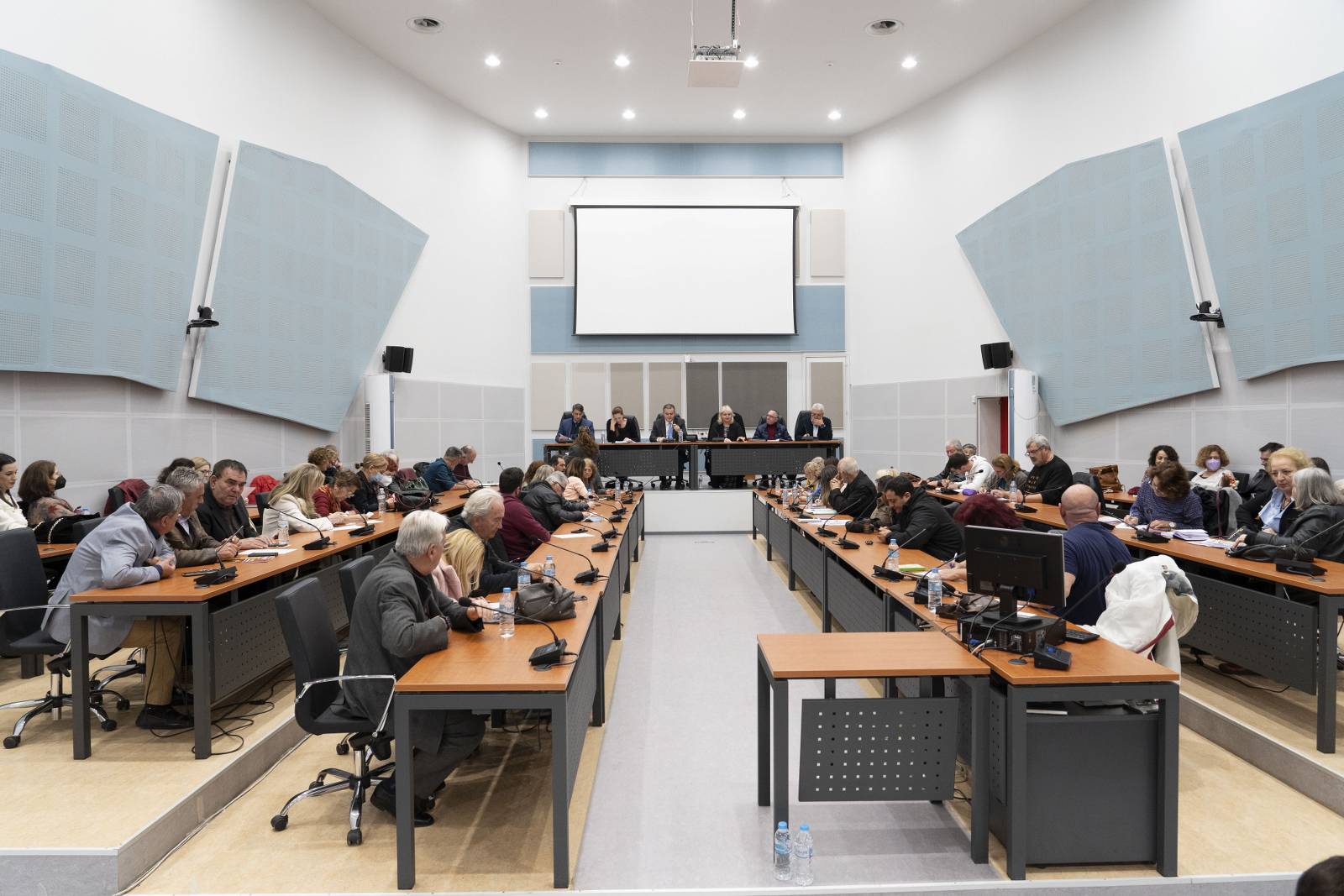 Συνάντηση του Δημάρχου Παλλήνης Χρήστου Αηδόνη με τους εκπροσώπους των Πολιτιστικών & Εξωραϊστικών Συλλόγων της πόλης.