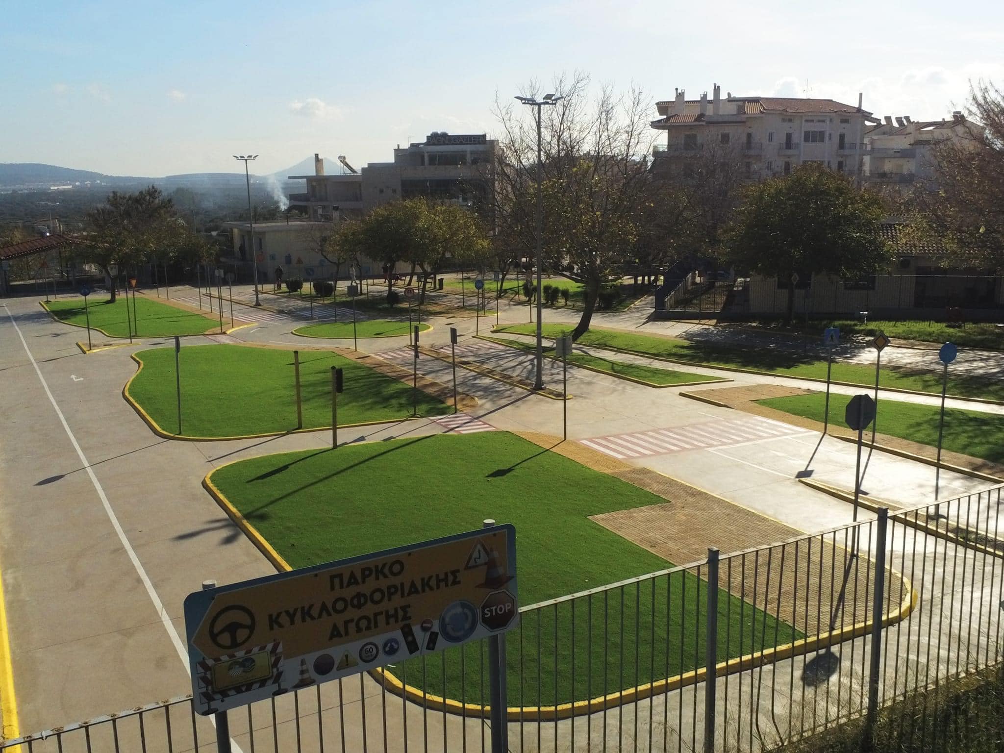 Ολοκληρώθηκαν οι εργασίες ανάπλασης του πάρκου κυκλοφοριακής αγωγής στο Δήμο Σπάτων - Αρτέμιδος