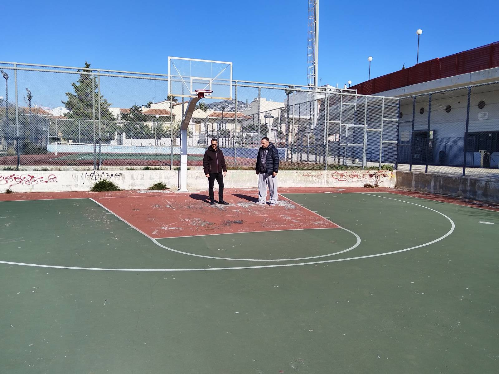 Αυτοψία πραγματοποίησε ο Δήμαρχος Παλλήνης Χρήστος Αηδόνης σε αθλητικές εγκαταστάσεις του Δήμου