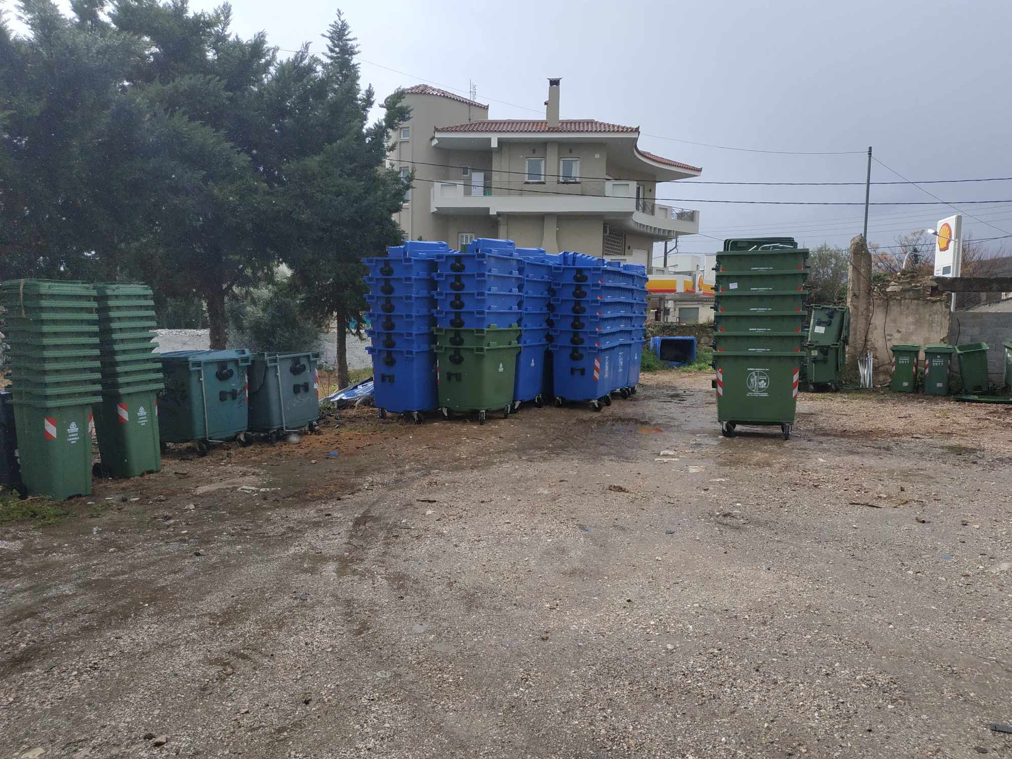 Επιπλέον 103 μπλε κάδους ανακύκλωσης και 32 πράσινους παρέλαβε ο Δήμος Παιανίας
