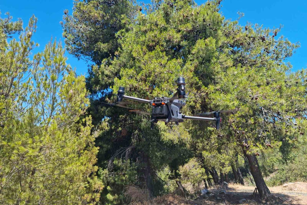 Ξεκίνησαν οι 24ωρες περιπολίες των ειδικών drones που θα χρησιμοποιήσει ο Δήμος Μαραθώνος για τον εντοπισμό πιθανών εστιών πυρκαγιάς