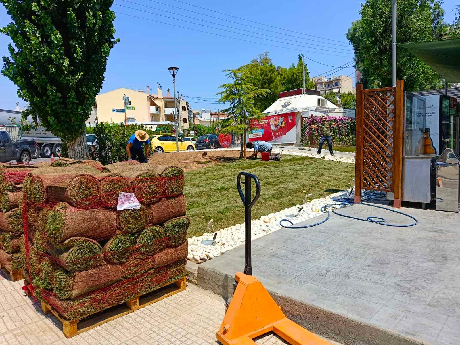 Η κεντρική πλατεία Γέρακα μεταμορφώνεται από πλατεία εγκατάλειψης σε πλατεία κόσμημα για την περιοχή