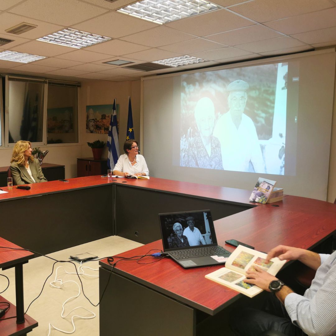 Με επιτυχία πραγματοποιήθηκε η παρουσίαση του βιβλίου «Η Λαϊκή Ιατρική στην Τήνο» στο Δήμο Μαρκοπούλου Μεσογαίας
