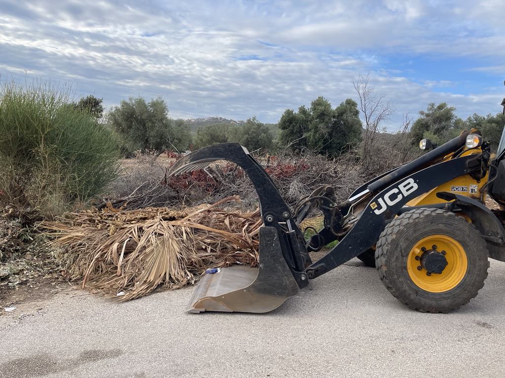 Εντατικές αποκομιδές κλαδιών & απορριμμάτων 18/9 από την Υπηρεσία Καθαριότητας Δήμου Μαραθώνος