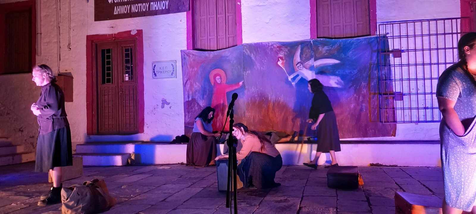 Ένα μοναδικό ταξίδι και μία ξεχωριστή παράσταση πραγματοποίησε η Σκηνή Βαρνάβα το Σάββατο 14 Σεπτεμβρίου 2024