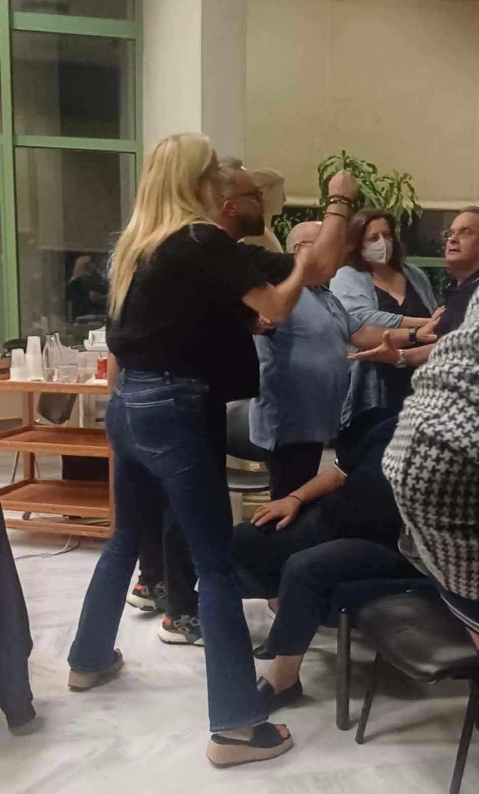 Αδιανόητες ανηθικότητες από Κακκαβά και λεκτικοί τραμπουκισμοί από Γκουντάρα