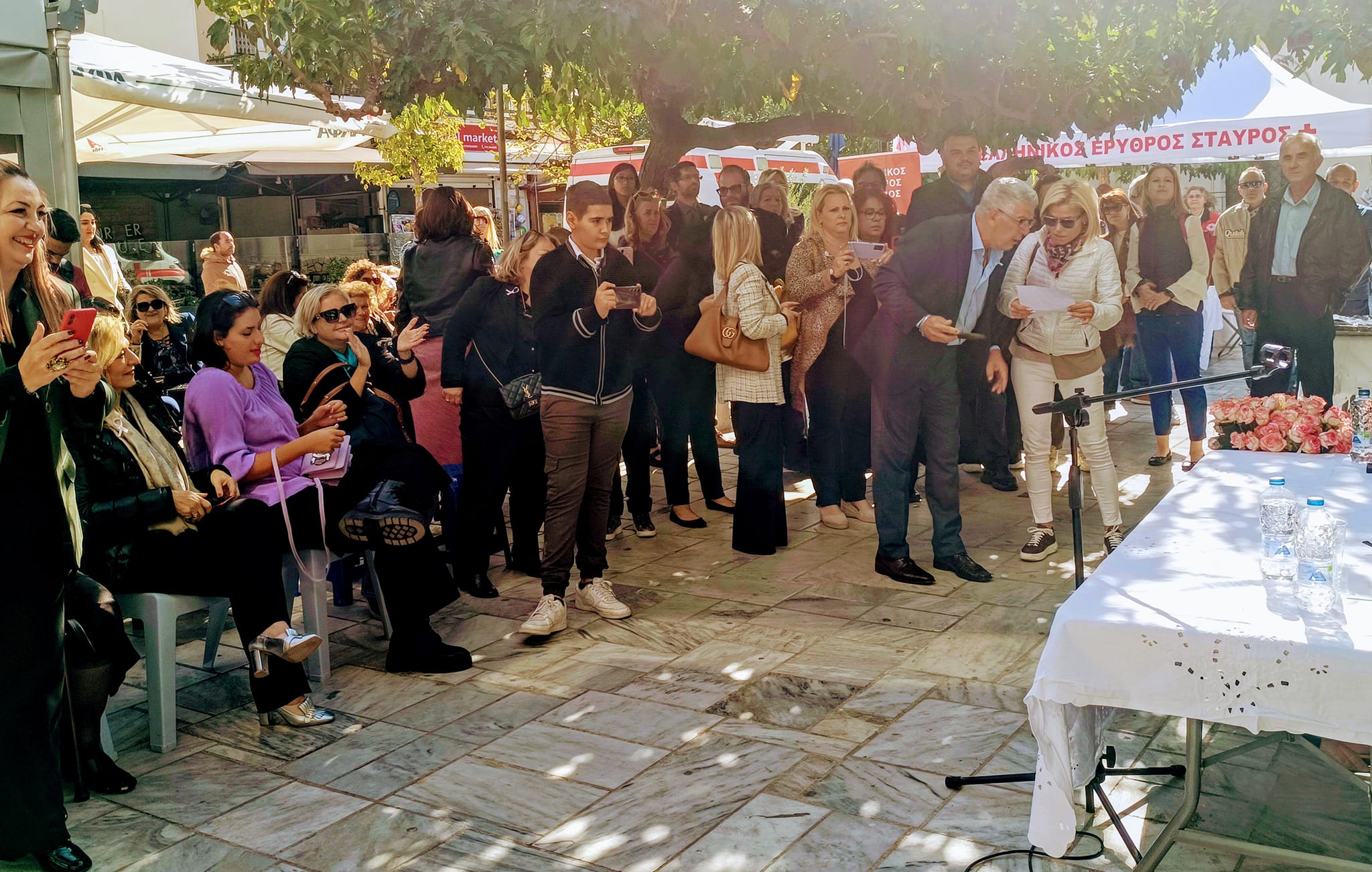 Πραγματοποιήθηκε εκδήλωση για την ευαισθητοποίηση και την πρόληψη του καρκίνου του μαστού, από την Τοπική Αχαρνών-Θρακομακεδόνων