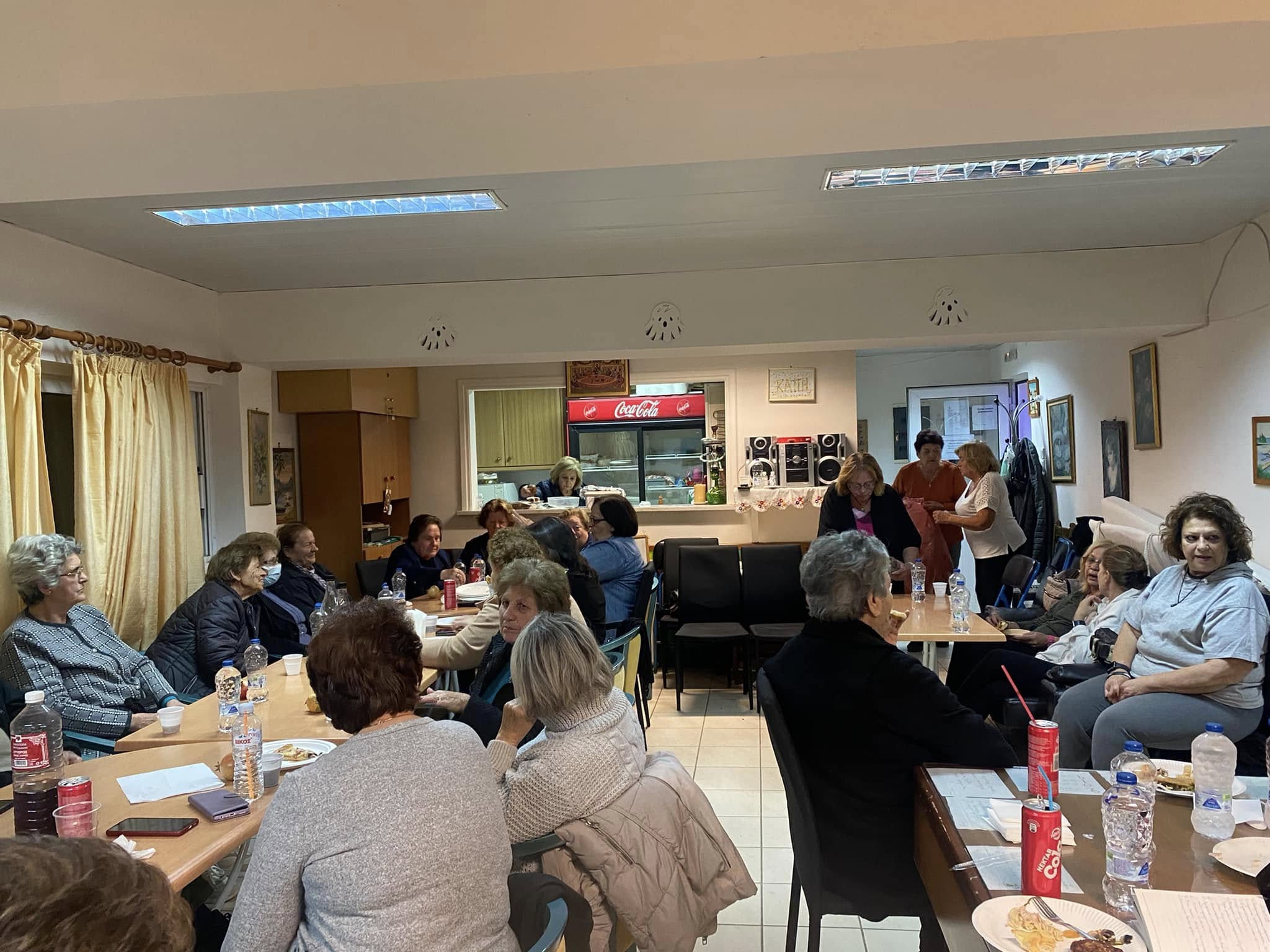 Με μεγάλη επιτυχία πραγματοποιήθηκε το καθιερωμένο γλέντι της Πέμπτης του Κ.Α.Π.Η Μαραθώνος