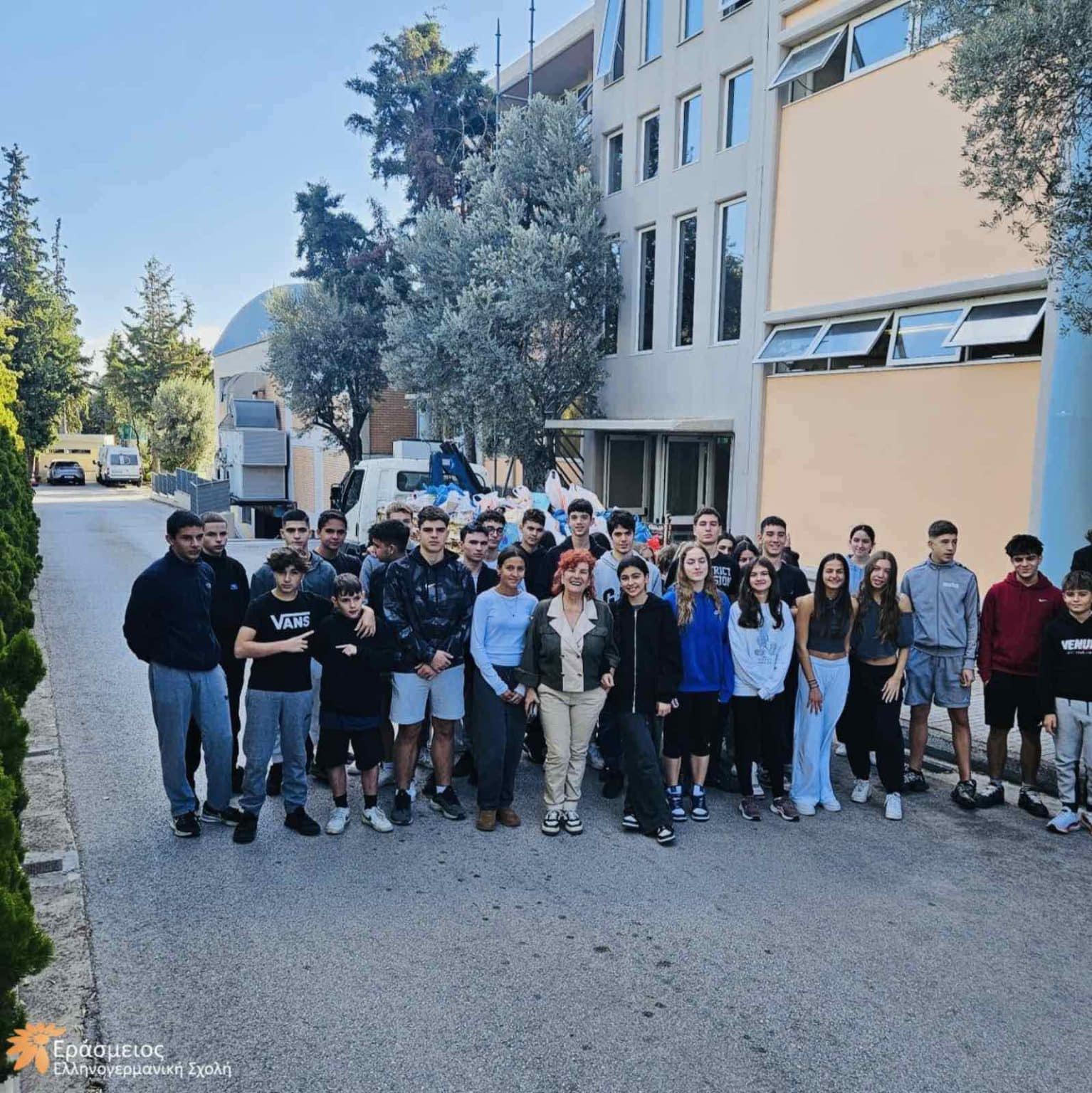Προσφορά αγάπης από τους μαθητές της Ελληνογερμανικής Σχολής «Εράσμειος» προς το Δήμο Παλλήνης
