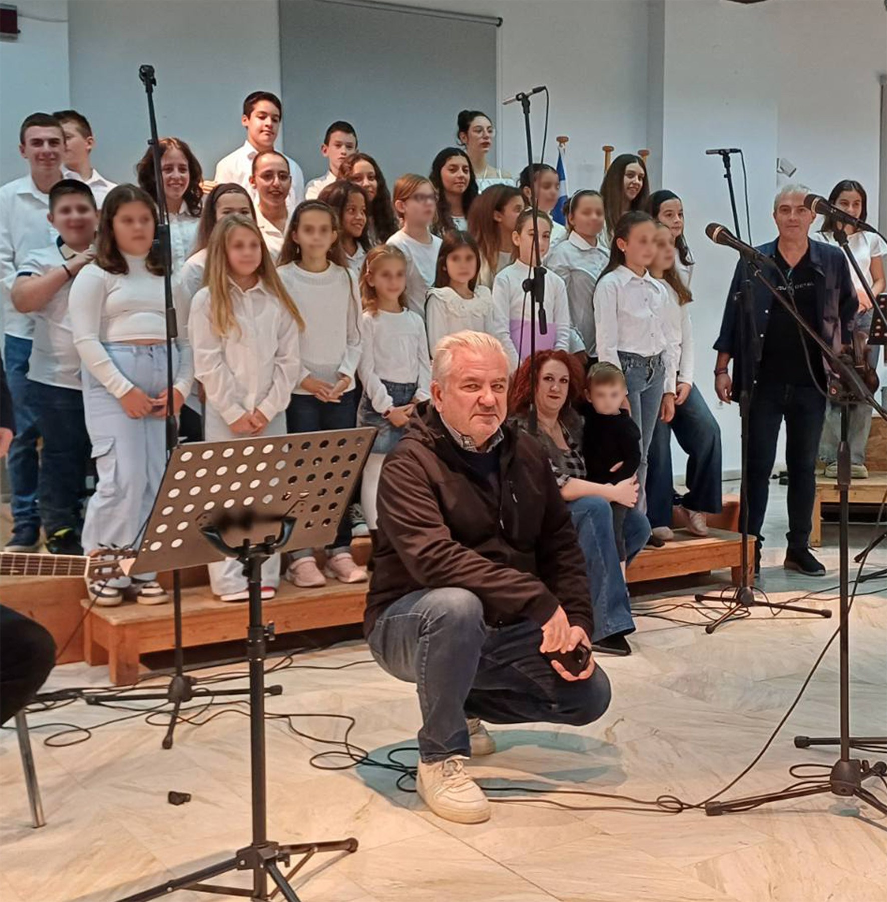 «Βραδιά Μνήμης» με την Παιδική-Νεανική Χορωδία και την Ορχήστρα Νέων Δήμου Λαυρεωτικής για την επέτειο του Πολυτεχνείου