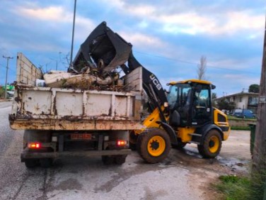 Εντατικές αποκομιδές κλαδιών 15 & 16 Ιανουαρίου 2025 από την Υπηρεσία Καθαριότητας Δήμου Μαραθώνος