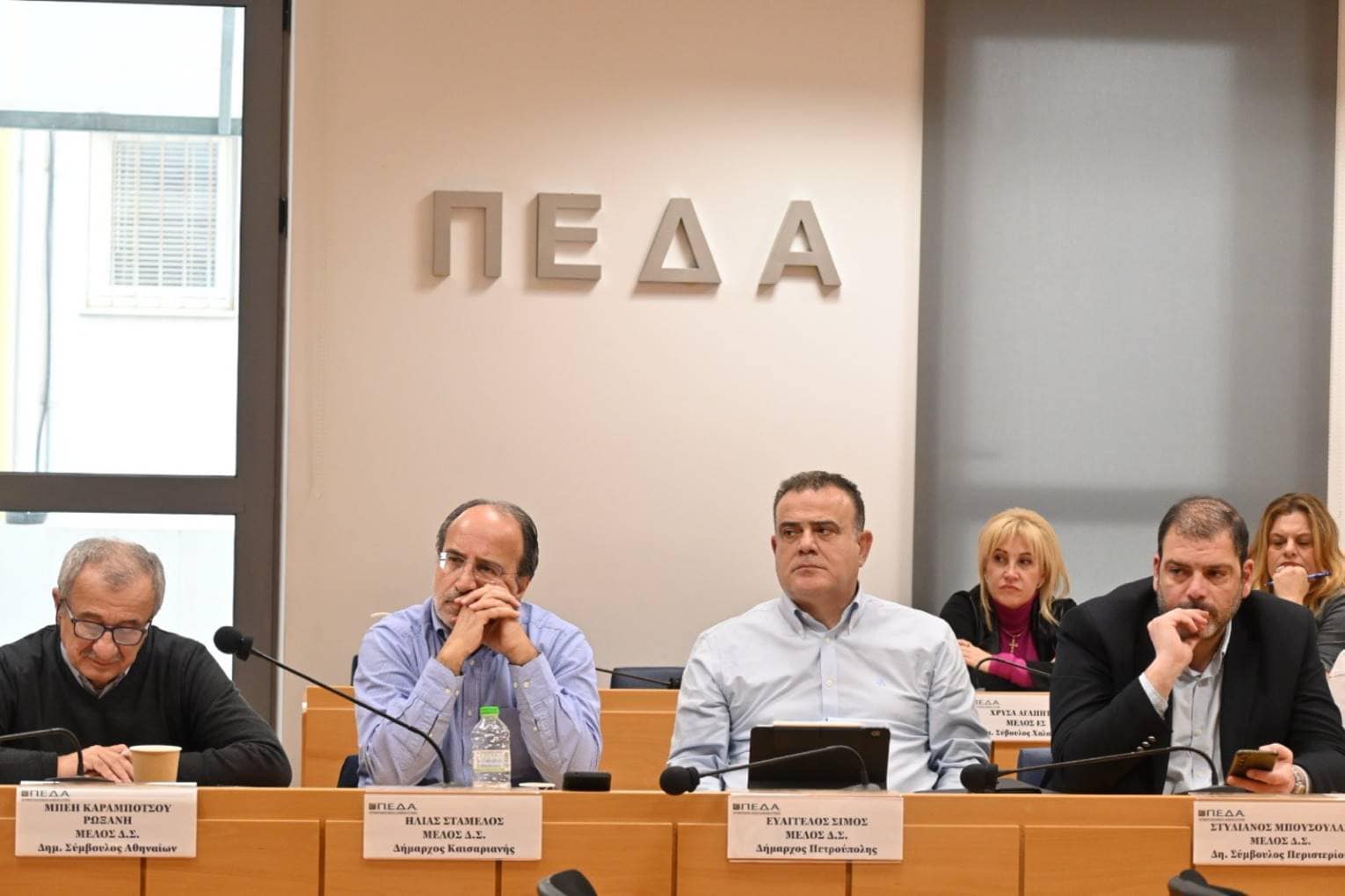 Δήλωση του Δημάρχου Παλλήνης, Χρήστου Αηδόνη, σχετικά με τη νέα απόφαση του ΕΣΔΝΑ, κατά την οποία παίρνει πίσω τις αυξήσεις του τέλους ταφής των απορριμμάτων