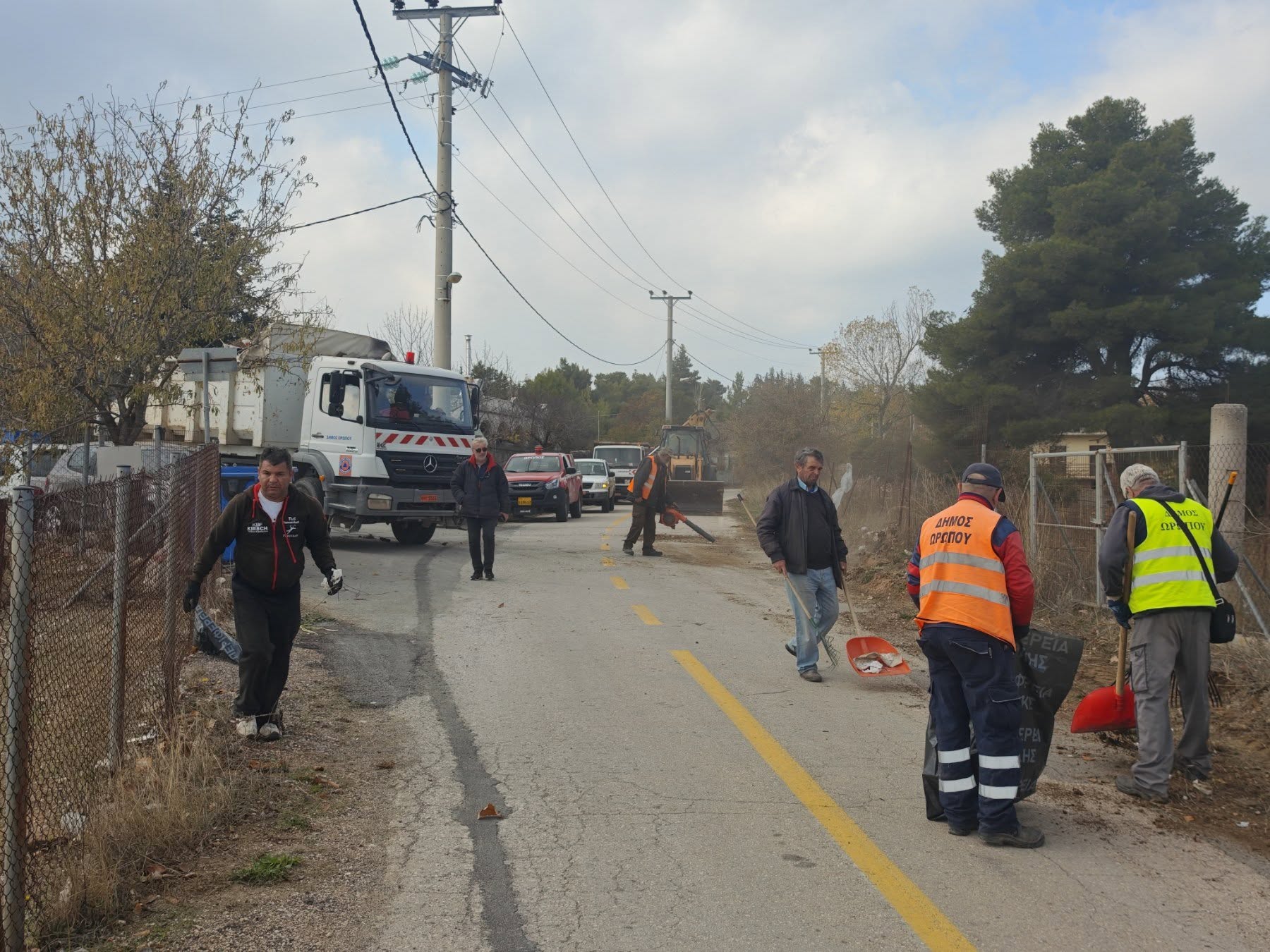 Μαζική αποκομιδή σύμμεικτων υλικών από Δ.Ε Καπανδριτίου, πρόστιμα στους παραβάτες και ευχαριστίες στους πολίτες