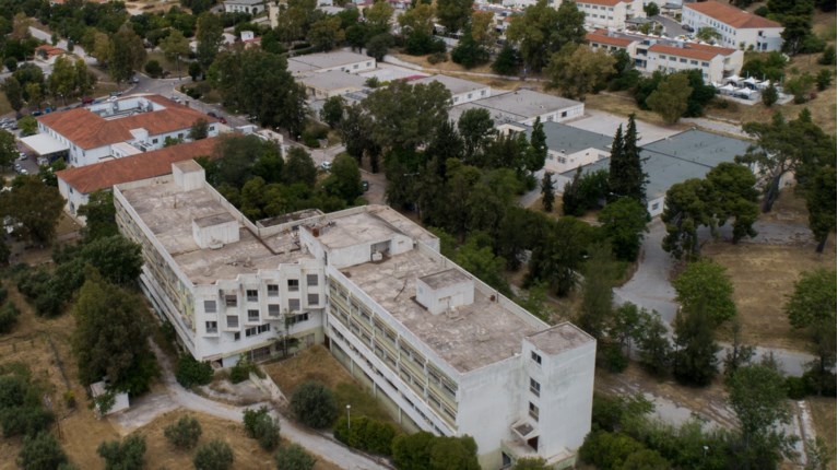 Εγκλημα στο Δαφνί: Είχε δοθεί εντολή να δέσουν τον 48χρονο στο κρεβάτι -"Δεν μιλάει άνθρωπος", λέει ο αδελφός του θύματος